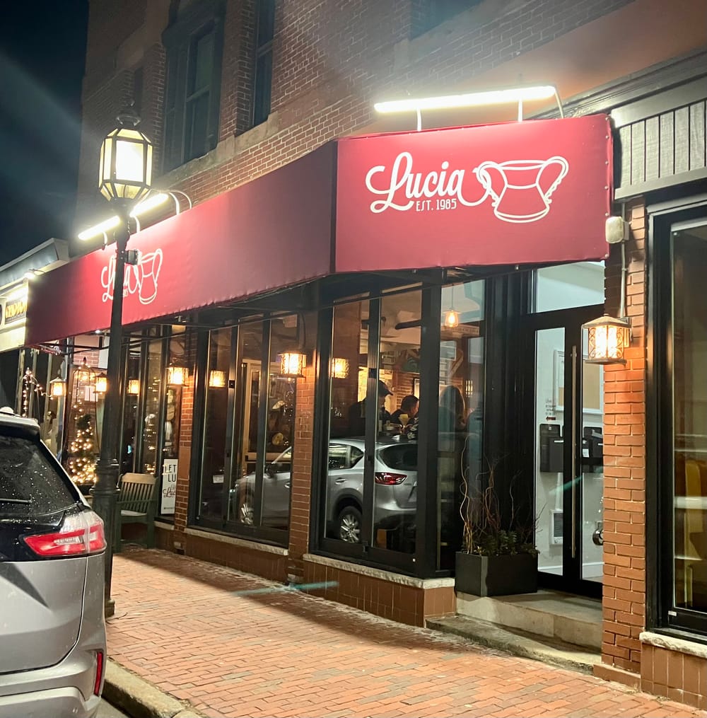 FOOD GIRL: Good food, good atmosphere, good times; you can’t go wrong with dinner at Lucia’s post image