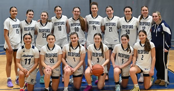 Medford girls basketball lose to Peabody in D1 State Tournament post image